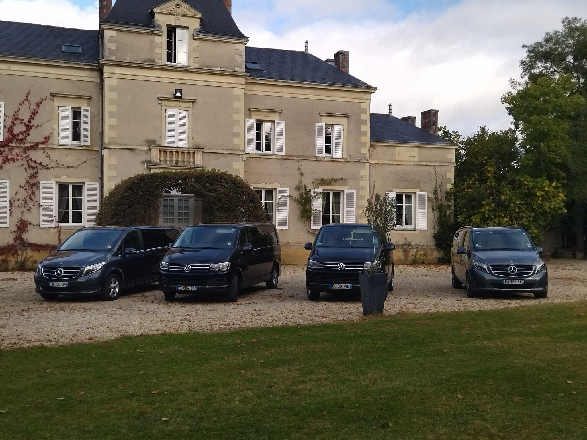 Services Chauffeurs Occasionnels vans and minibuses